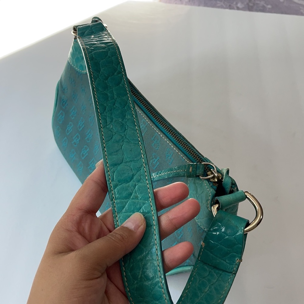Women’s Dooney Bourke shoulder bag leather teal - Picture 4 of 9